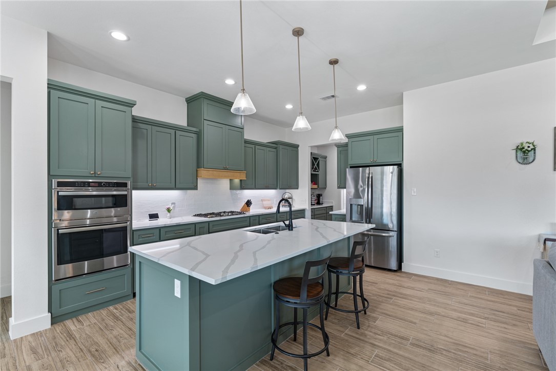 1473 Dragonstone Ct Property Photo 3