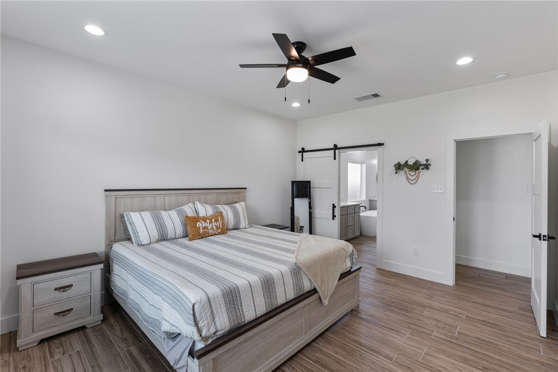 1473 Dragonstone Ct Property Photo 11