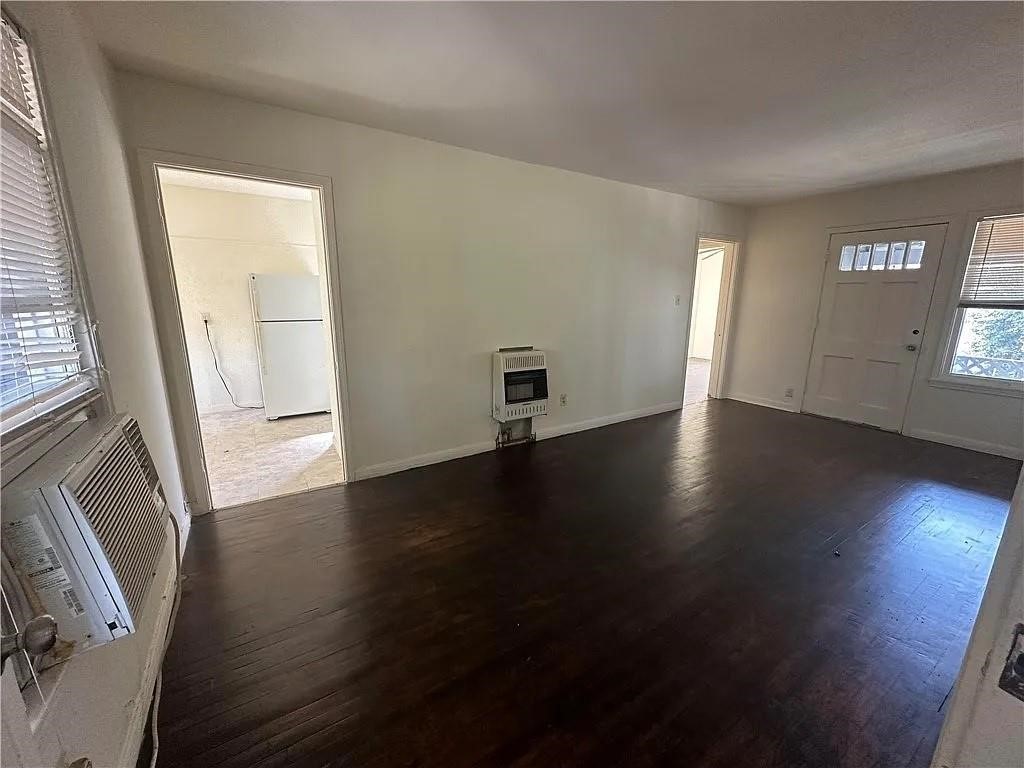 826 Indiana Ave Property Photo 2
