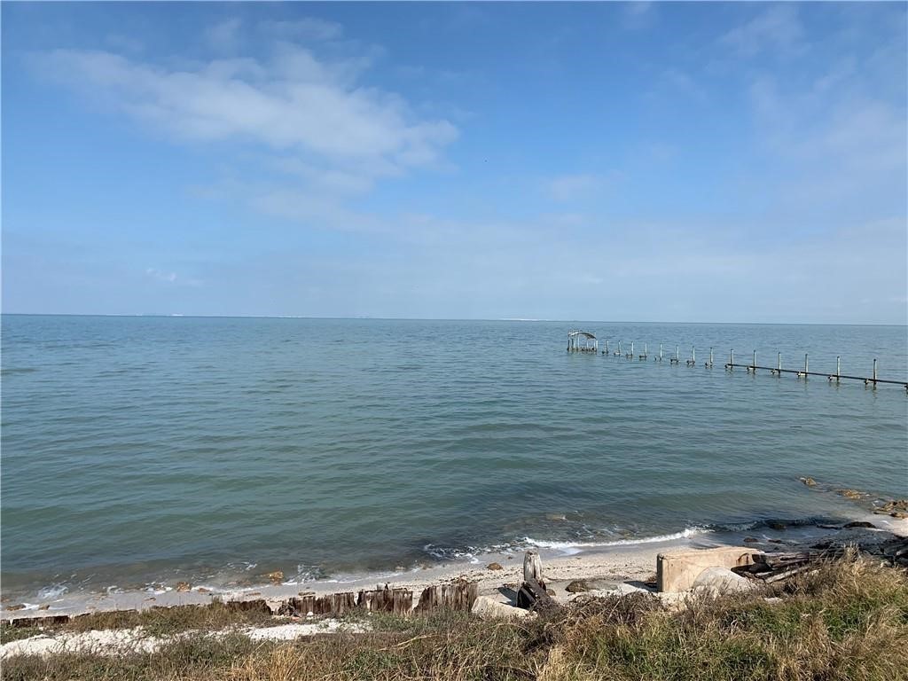 5642 Ocean Dr Property Photo 5