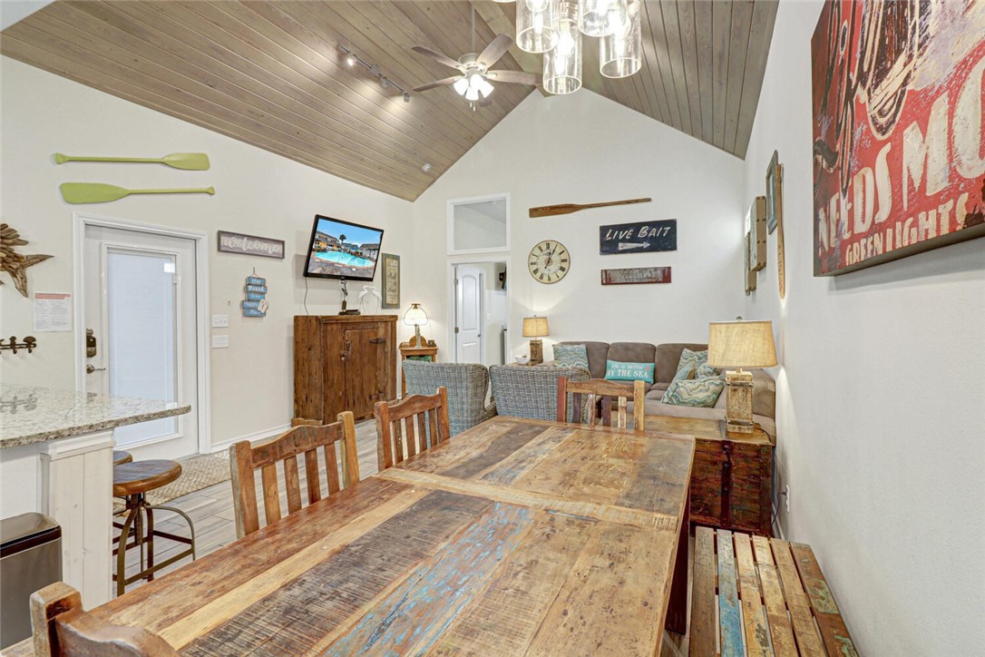 2212 State Highway 361 204 Property Photo 10