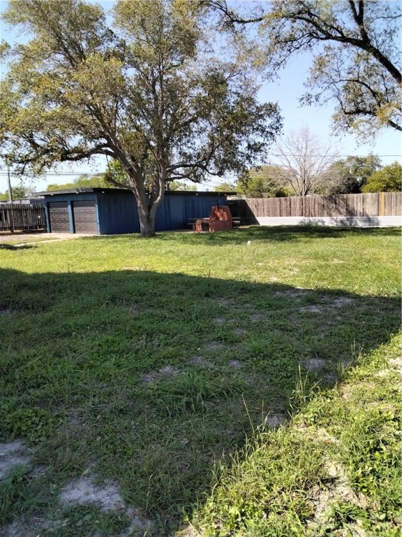 9918 Leopard St Property Photo 35