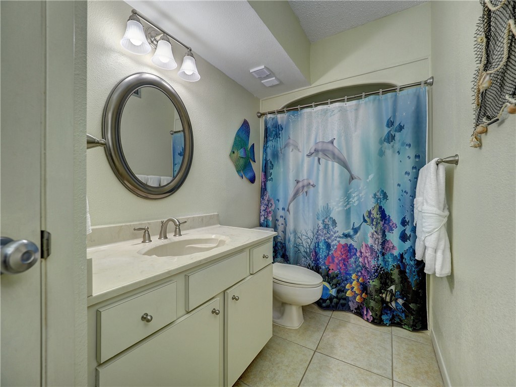 6649 Seacomber Dr 402 Property Photo 17