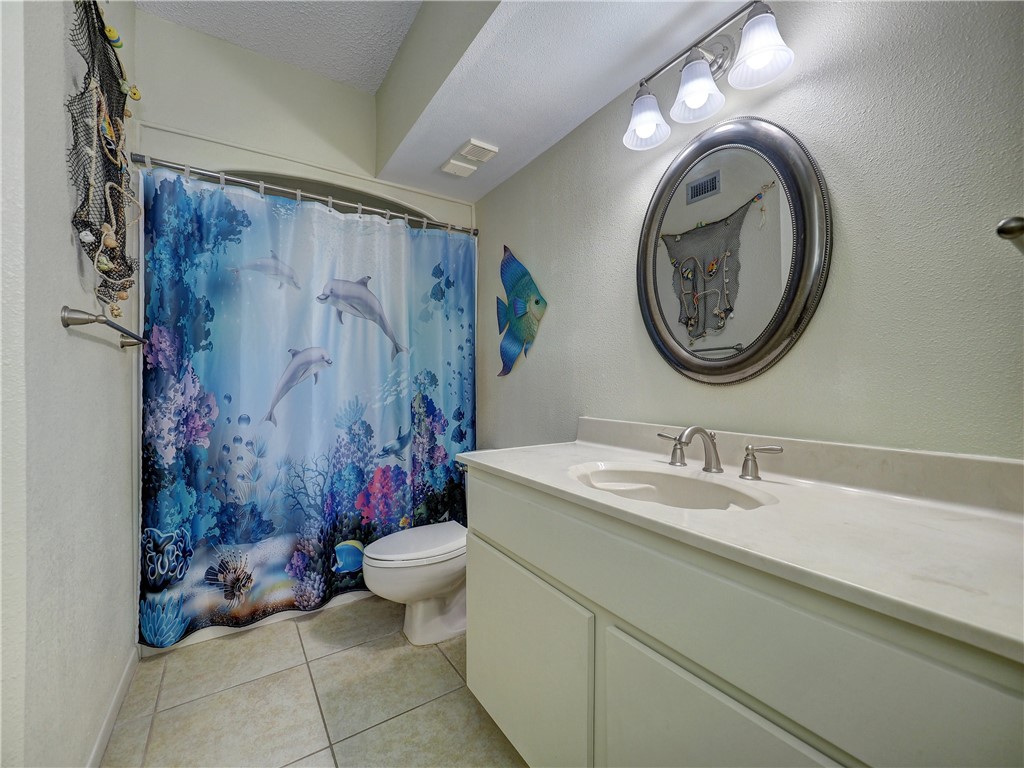 6649 Seacomber Dr 402 Property Photo 18