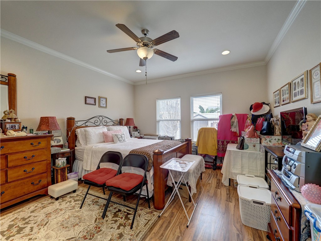 13838 Sea Horse Ave Property Photo 11
