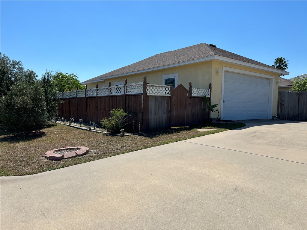 13838 Sea Horse Ave Property Photo 33