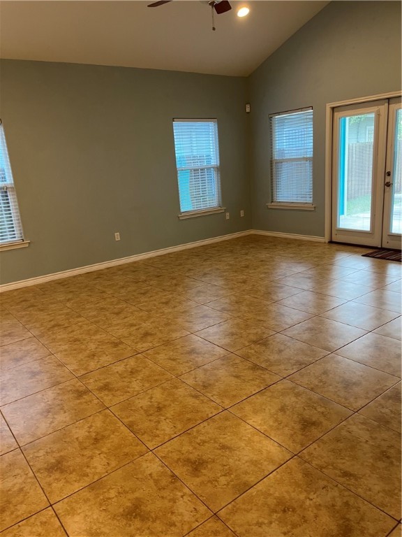 2711 Lakeview Dr Property Photo 6