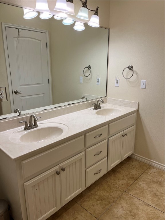 2711 Lakeview Dr Property Photo 9