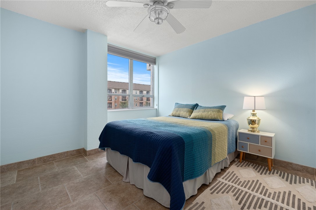 715 S Upper Broadway St 303 Property Photo 16