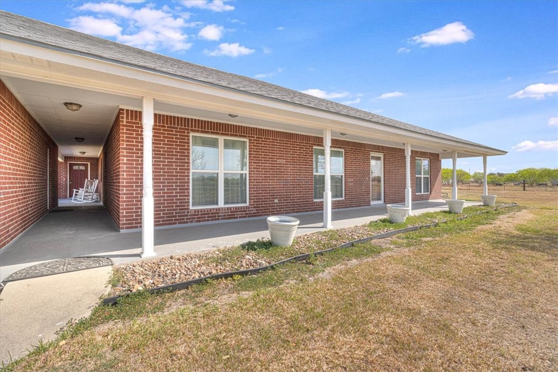 5004 County Road 1432 Property Photo 3