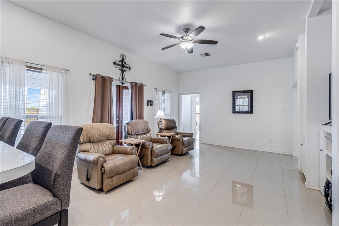 5004 County Road 1432 Property Photo 12