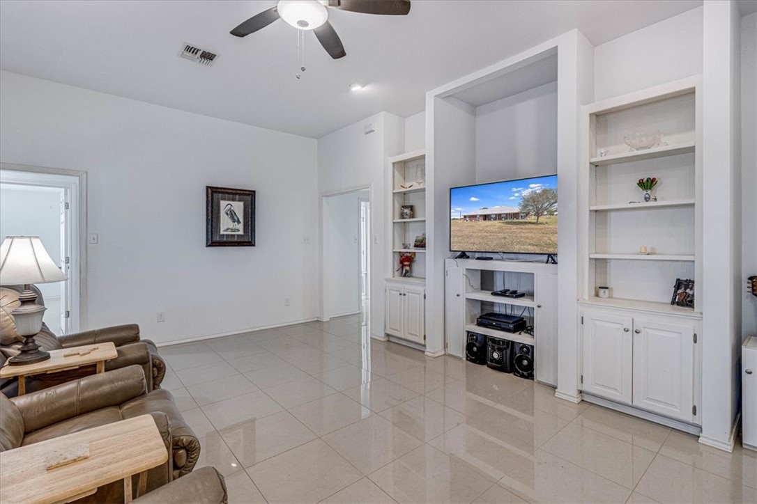 5004 County Road 1432 Property Photo 13