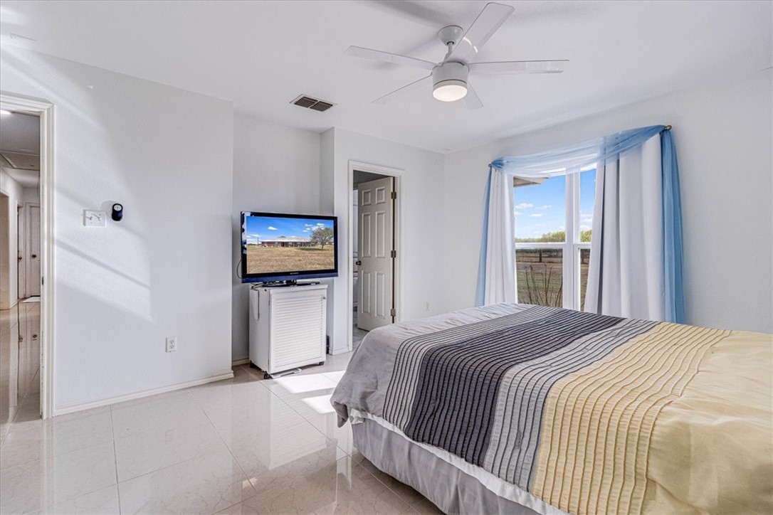 5004 County Road 1432 Property Photo 22