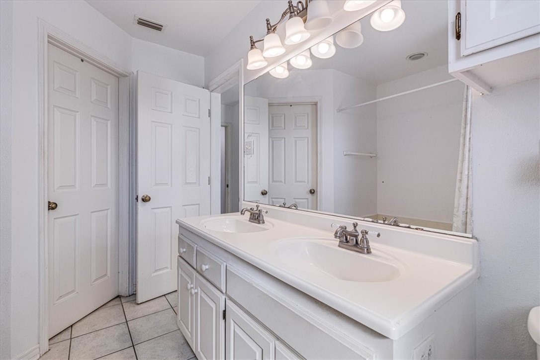 5004 County Road 1432 Property Photo 23