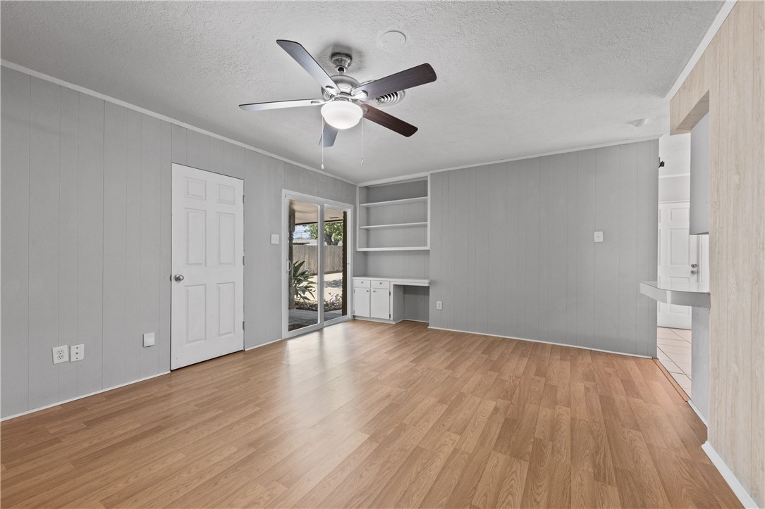 5609 Martinique Dr Property Photo 4