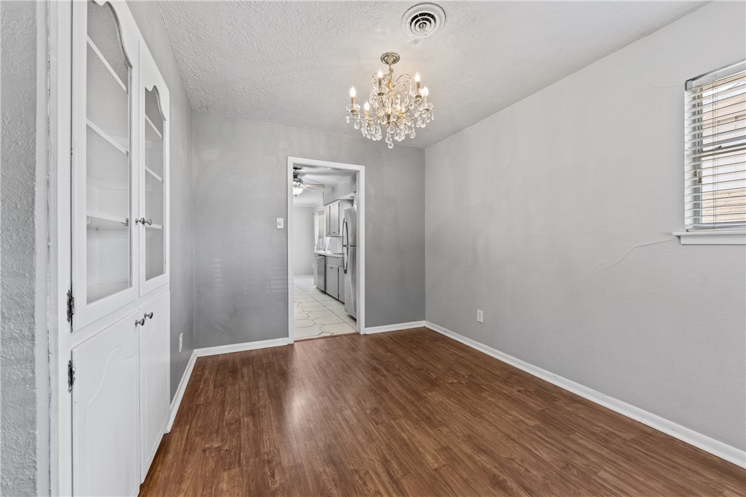 5609 Martinique Dr Property Photo 5