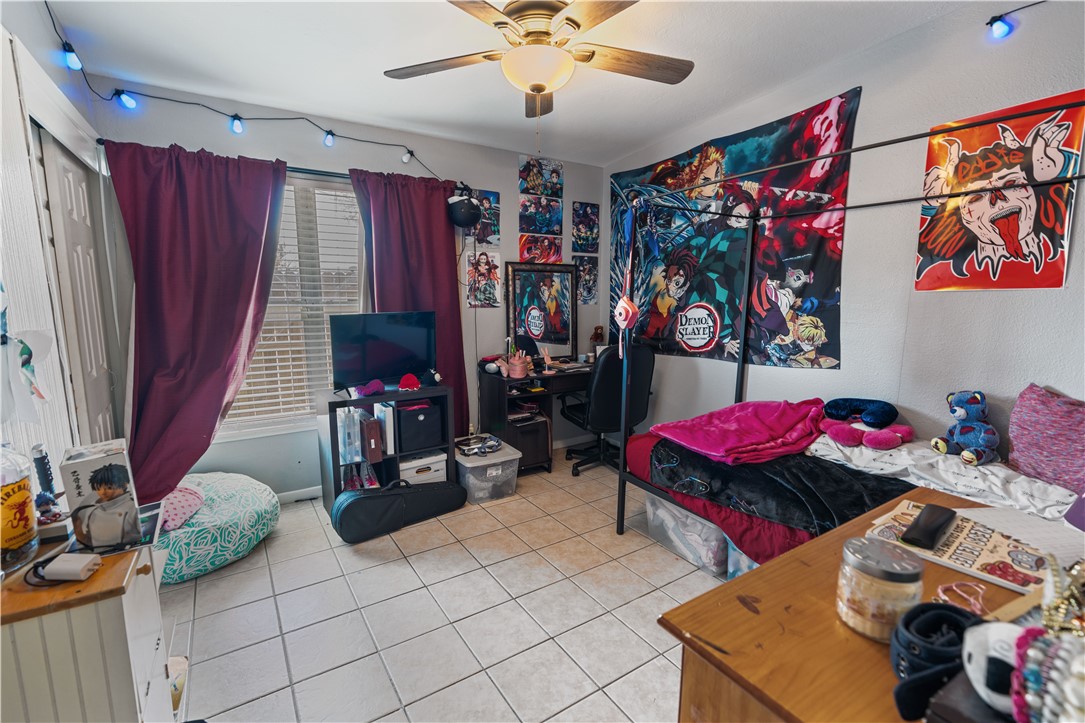 4846 Kasper St Property Photo 10