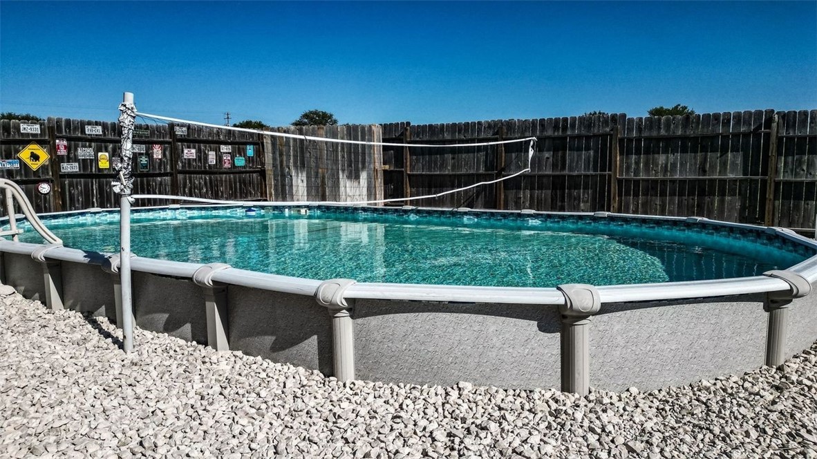 7049 Fm 673 Property Photo 5