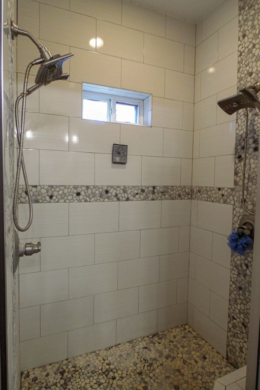 7049 Fm 673 Property Photo 17
