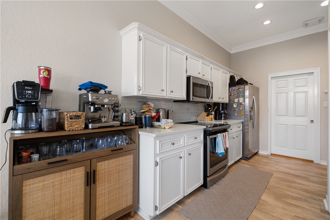 15306 Yardarm Ct Property Photo 9