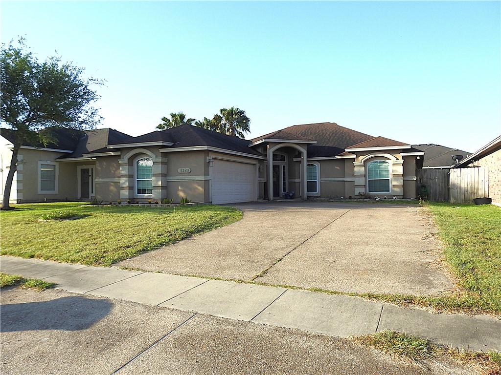 6829 Guinevere St Property Photo 4