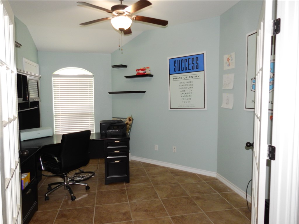 6829 Guinevere St Property Photo 30