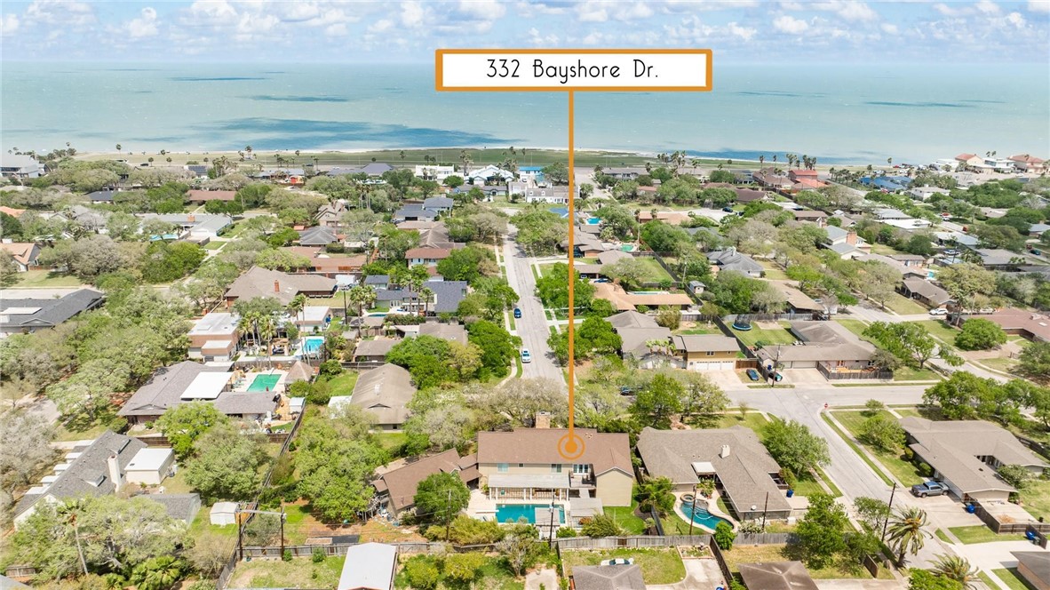 332 Bayshore Dr Property Photo 3