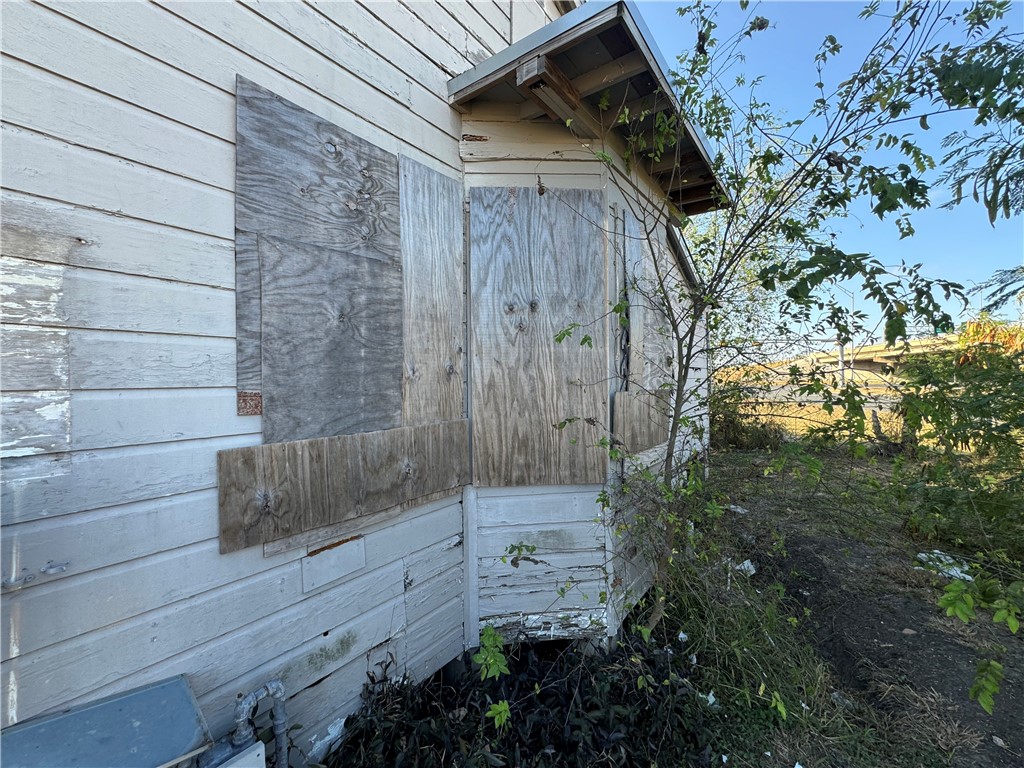 1359 18th Street St Property Photo 3