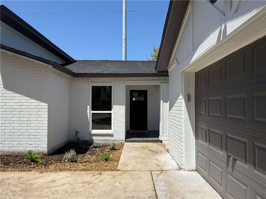 2413 Still Brook Dr Property Photo 4