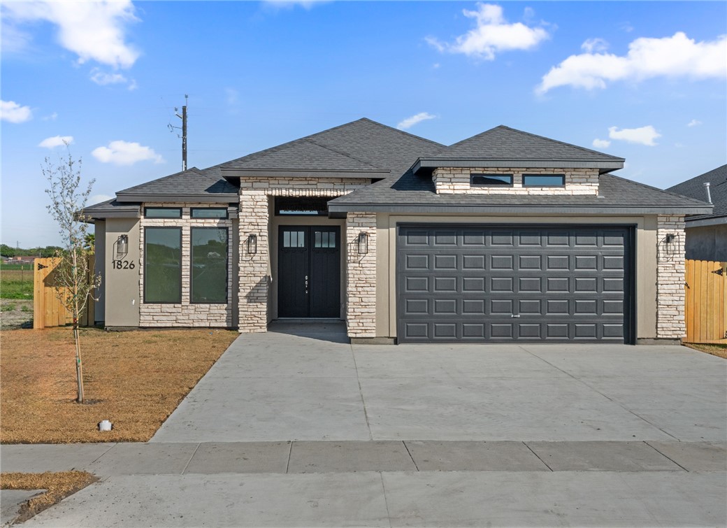 1826 Spoonbill Dr Property Photo 1