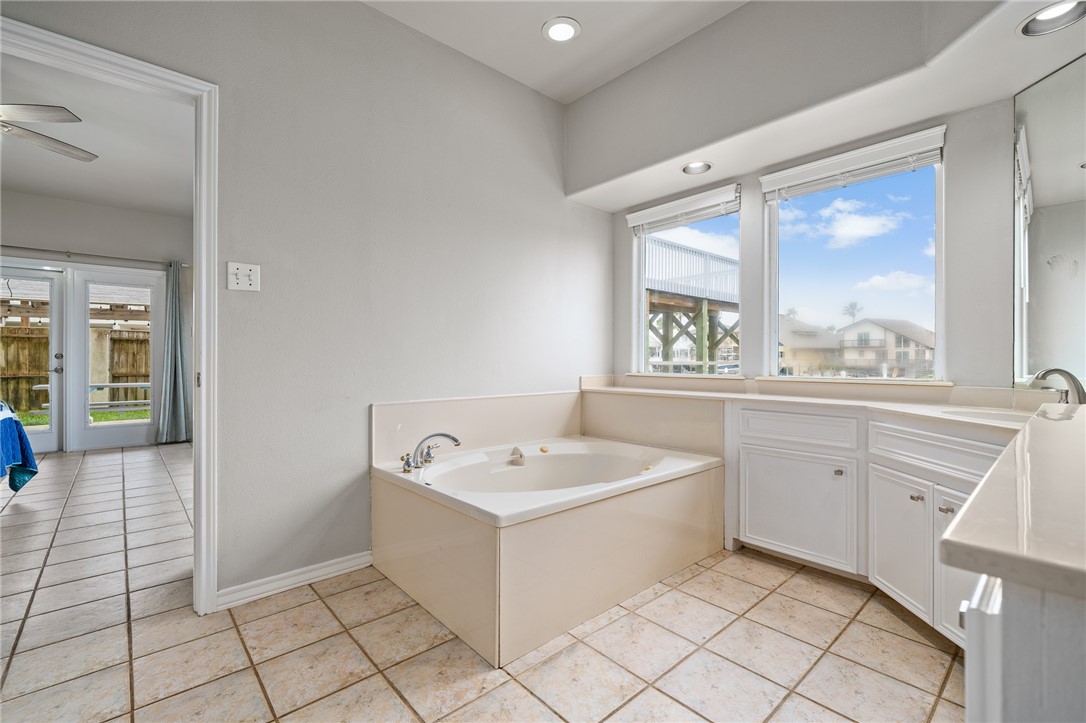13750 Tajamar St Property Photo 23