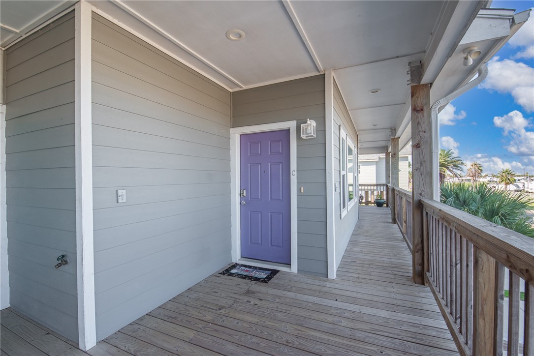 413 6th St Property Photo 15
