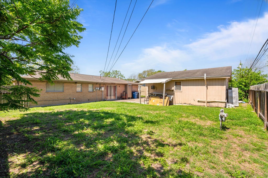 3818 Bentwood Property Photo 5