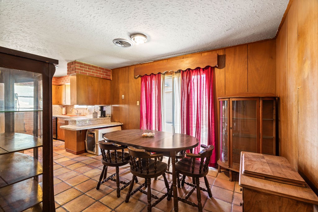 3818 Bentwood Property Photo 11