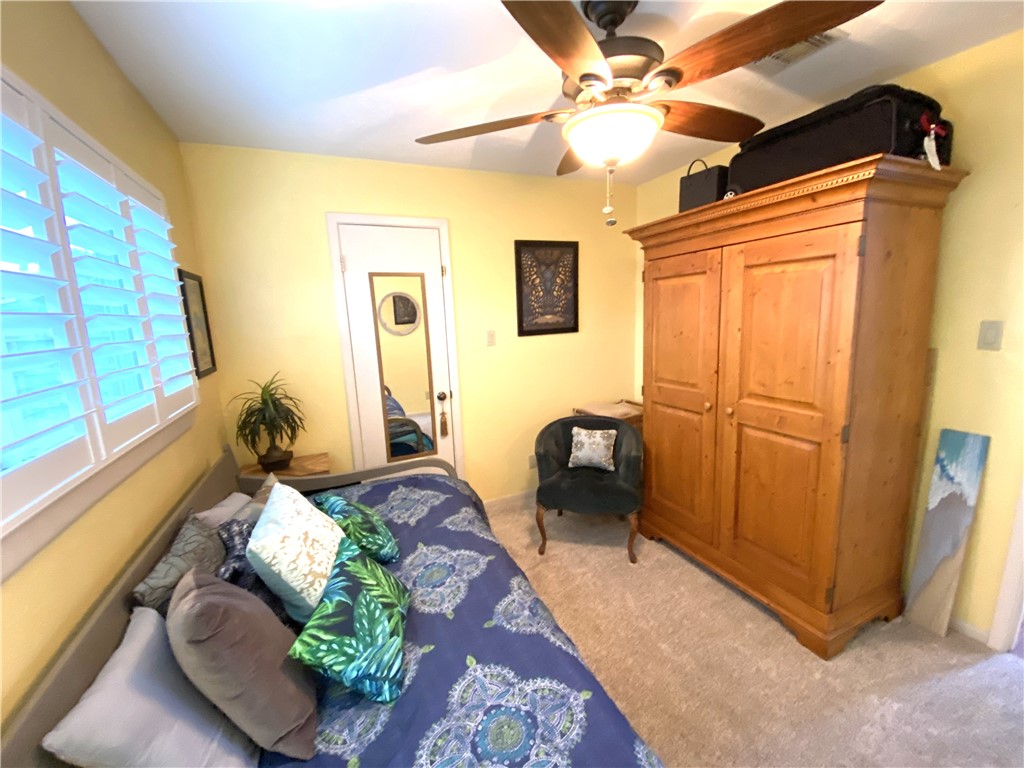 13918 Eaglesnest Bay Dr Property Photo 21