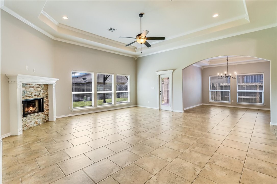 6009 Maximus Dr Property Photo 3