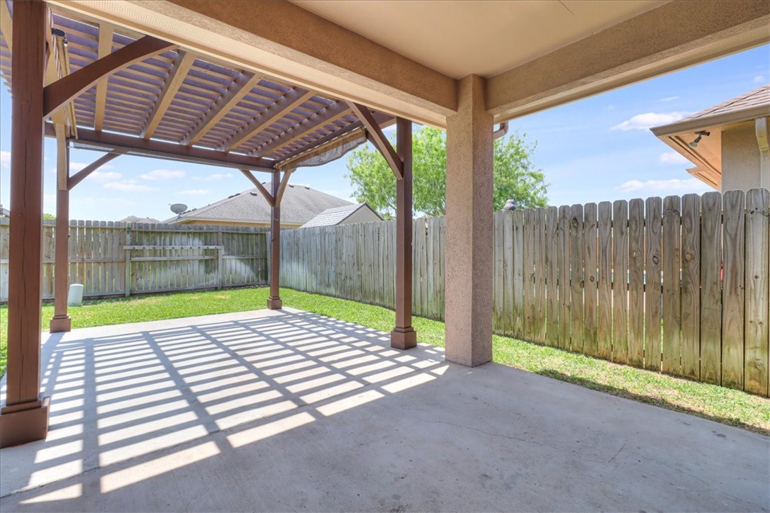 6009 Maximus Dr Property Photo 39