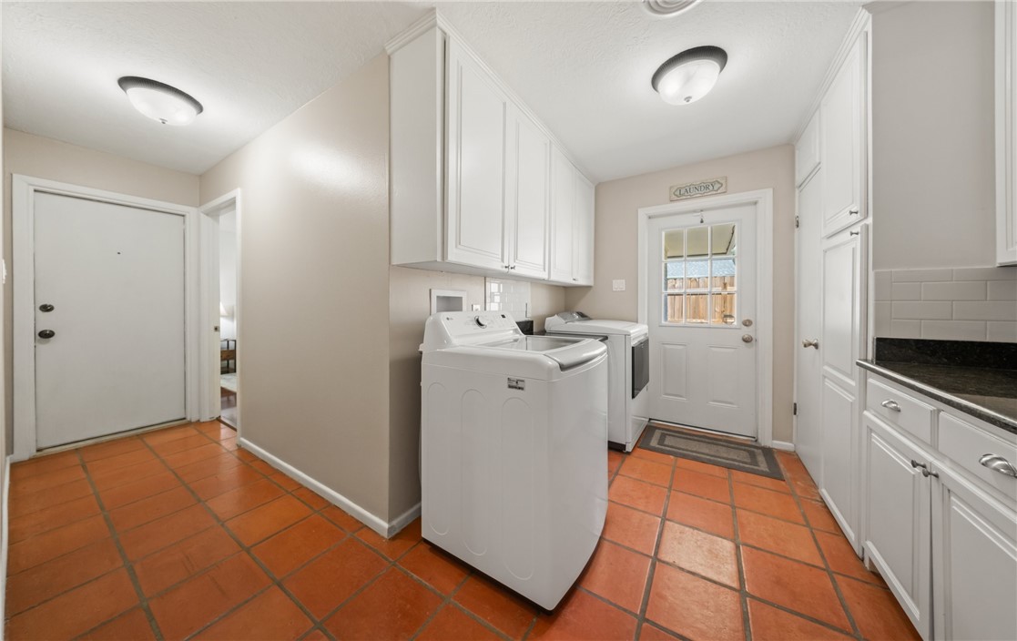 410 Cape Lookout Dr Property Photo 24