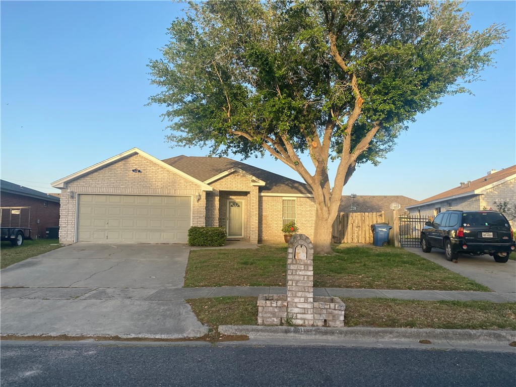 2822 Bridle Property Photo