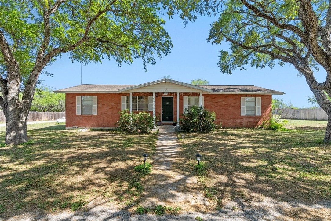1311 Burleson St Property Photo