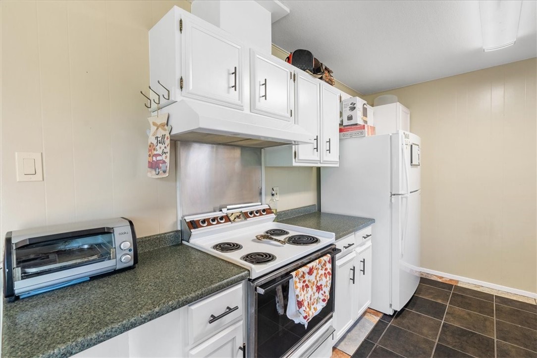 1311 Burleson St Property Photo 14