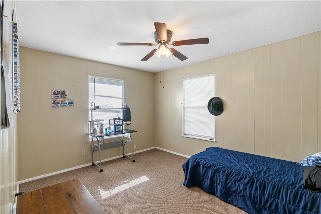 1311 Burleson St Property Photo 19
