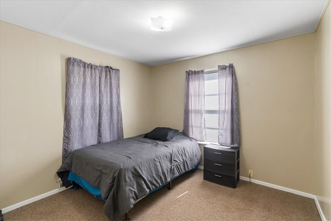 1311 Burleson St Property Photo 21