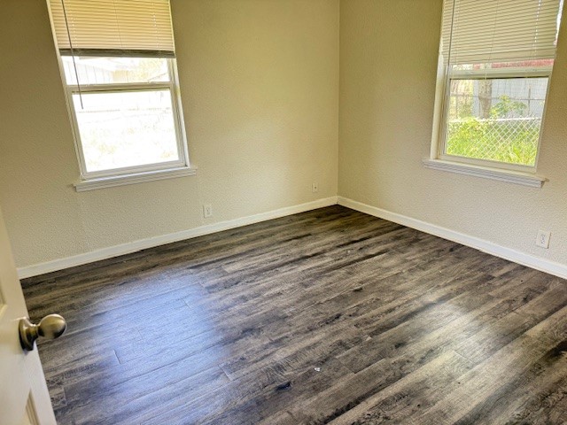 4006 Lincoln Property Photo 6
