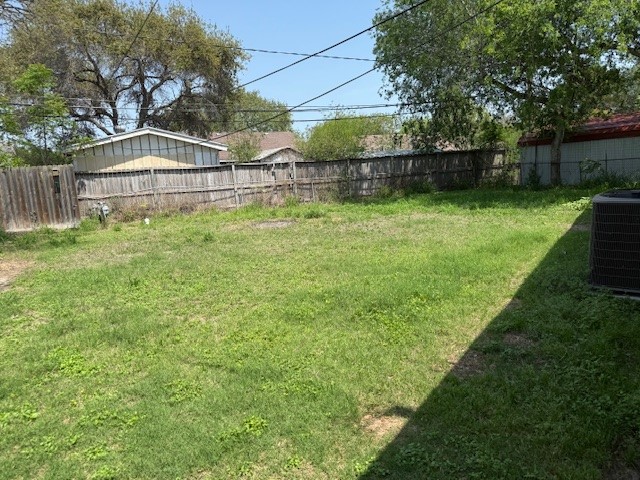 4006 Lincoln Property Photo 7