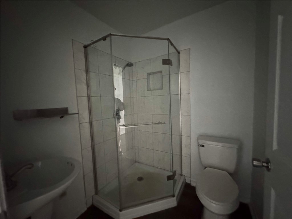710 E C Ave Property Photo 9