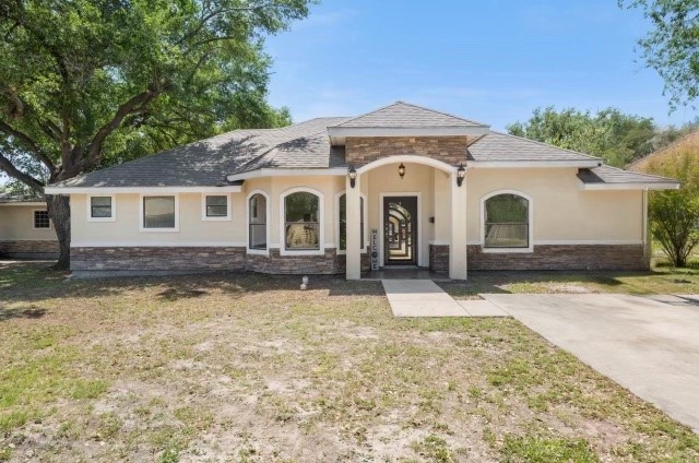 1213 W 3rd St Property Photo