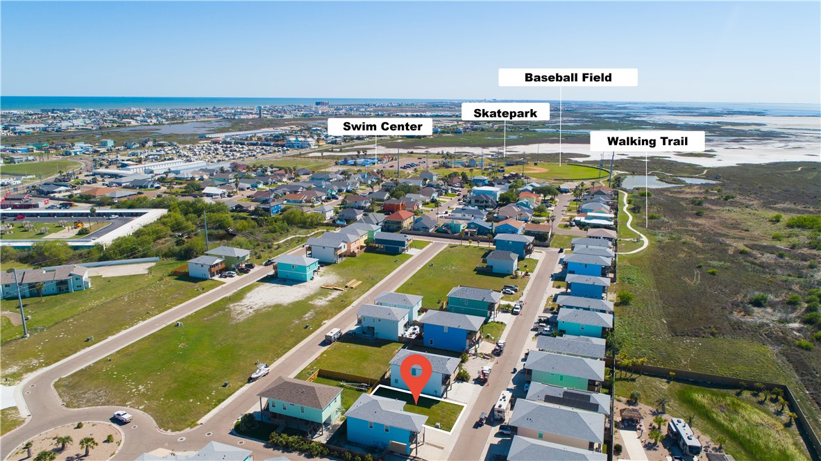 210 Port Lavaca St Property Photo 2