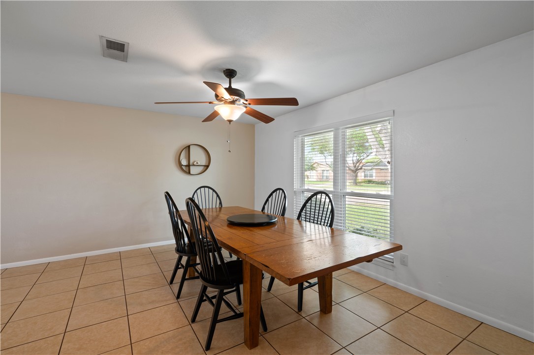 211 Seco Dr Property Photo 7