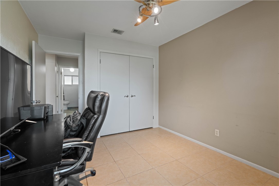 211 Seco Dr Property Photo 17